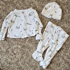 Gerber Brand Campsite Baby Boy 3 Piece Outfit Size 0-3 Months